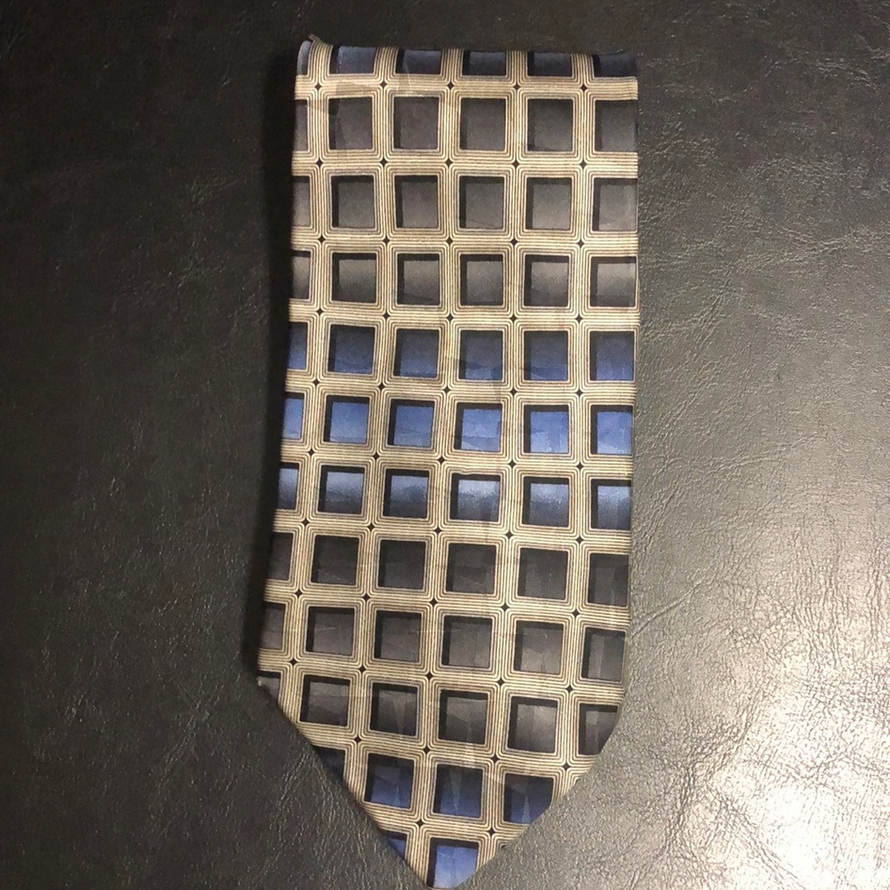 Tie